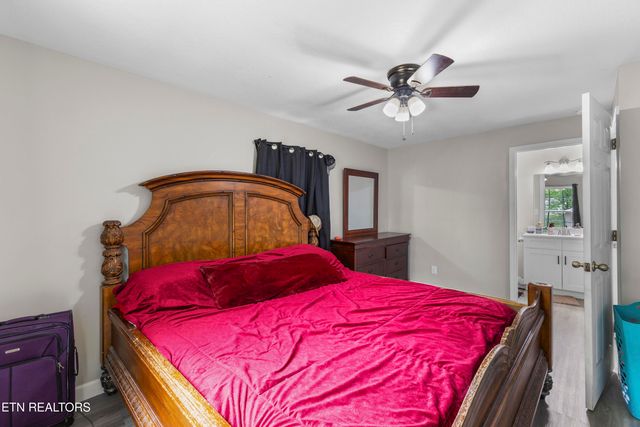 214 Byerley Ave, Maryville, TN 37804