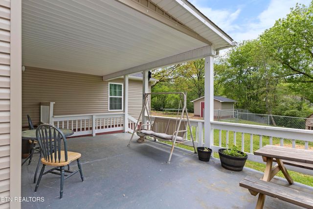 214 Byerley Ave, Maryville, TN 37804
