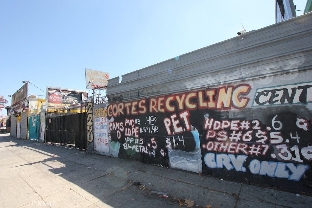 228 E Manchester, Los Angeles, CA 90003 — photo 2