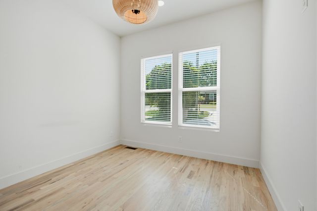 720B Groves Park Rd, Nashville, TN 37206