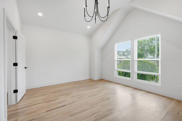 720B Groves Park Rd, Nashville, TN 37206