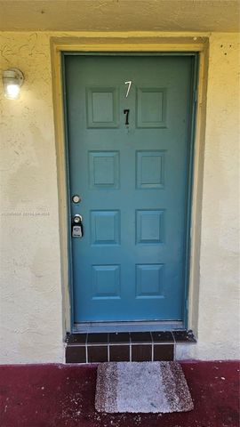 2508 E Johnson St 7, Hollywood, FL 33020