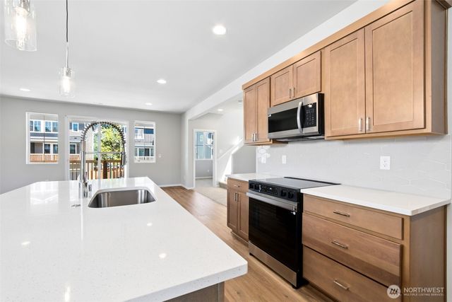18510 SE 271st Place, Covington, WA 98042