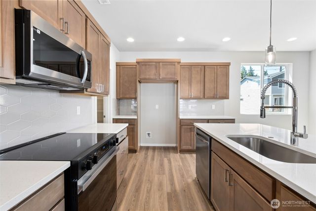 18510 SE 271st Place, Covington, WA 98042