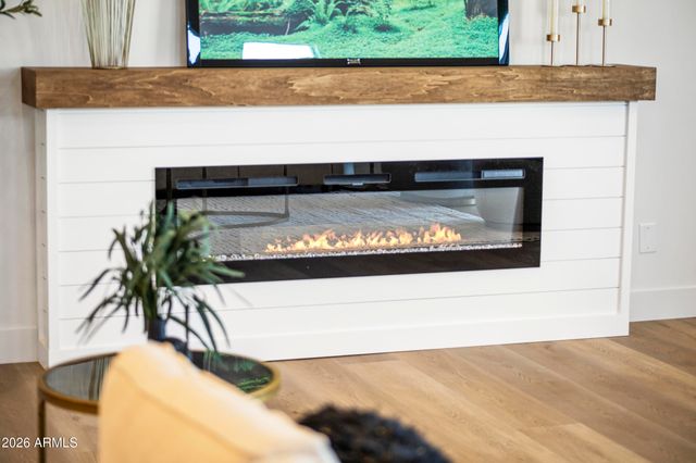 2009 E Don Carlos Avenue, Tempe, AZ 85281