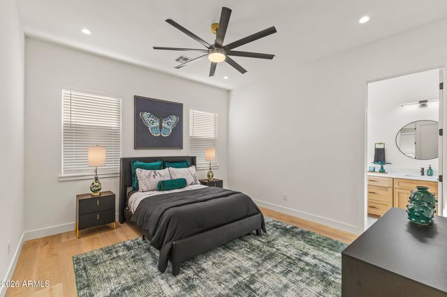 2009 E Don Carlos Avenue, Tempe, AZ 85281