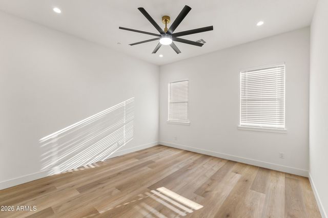 2009 E Don Carlos Avenue, Tempe, AZ 85281