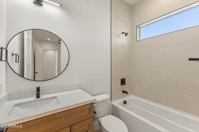 2009 E Don Carlos Avenue, Tempe, AZ 85281