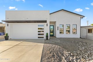 2009 E Don Carlos Avenue, Tempe, AZ 85281