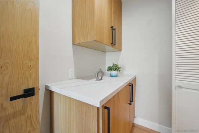 5460 Gilbert Dr, San Diego, CA 92115