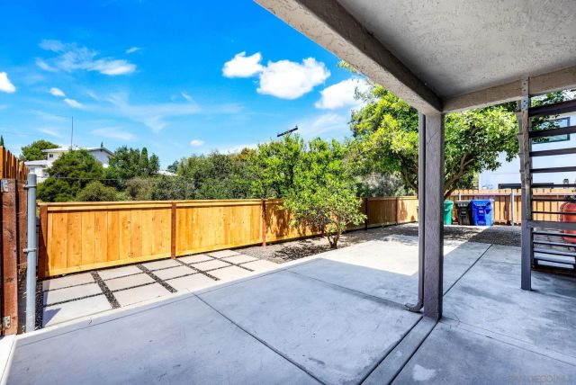 5460 Gilbert Dr, San Diego, CA 92115