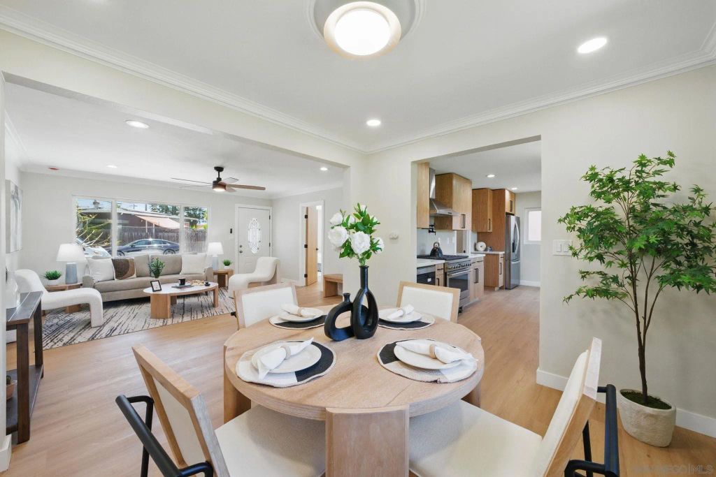 5460 Gilbert Dr, San Diego, CA 92115