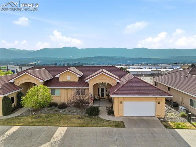 13976 Paradise Villas Grove, Colorado Springs, CO 80921