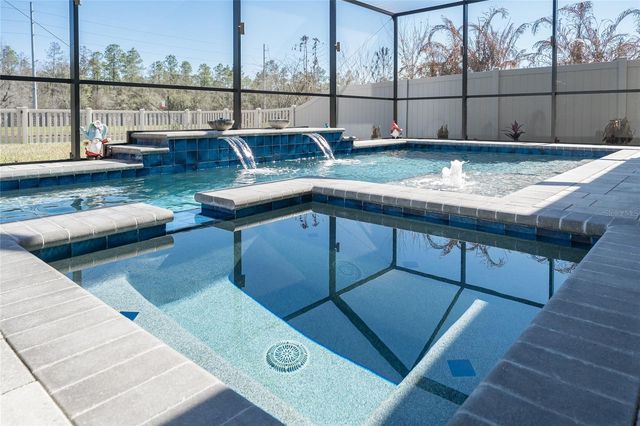 16154 MONTEREY GREENS CIRCLE, Tampa, FL 33647