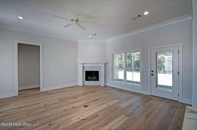 129 Herons Bay Circle, Madison, MS 39110
