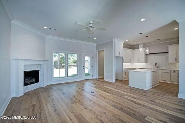 129 Herons Bay Circle, Madison, MS 39110