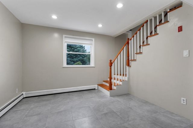 2 Clarendon St, Taunton, MA 02780
