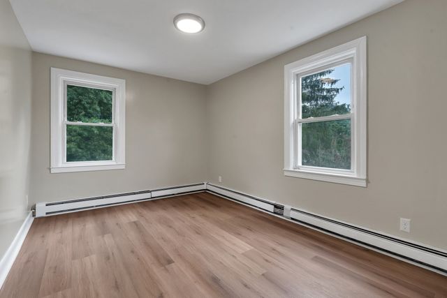 2 Clarendon St, Taunton, MA 02780
