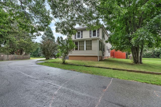 2 Clarendon St, Taunton, MA 02780