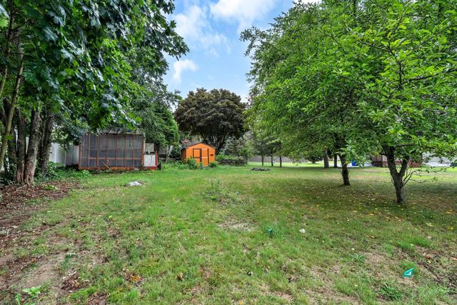 2 Clarendon St, Taunton, MA 02780