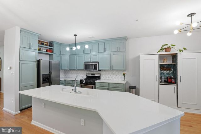 19466 CARAVAN DR, Germantown, MD 20874