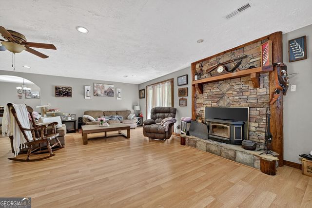 388 Jones Street 18-25, Blue Ridge, GA 30513