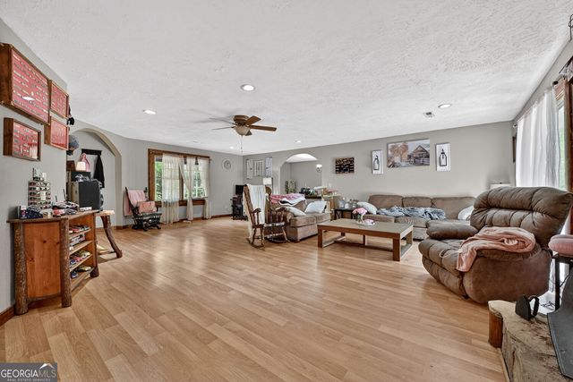 388 Jones Street 18-25, Blue Ridge, GA 30513