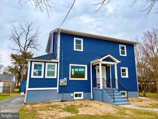 5010 PIERCE AVE, College Park, MD 20740