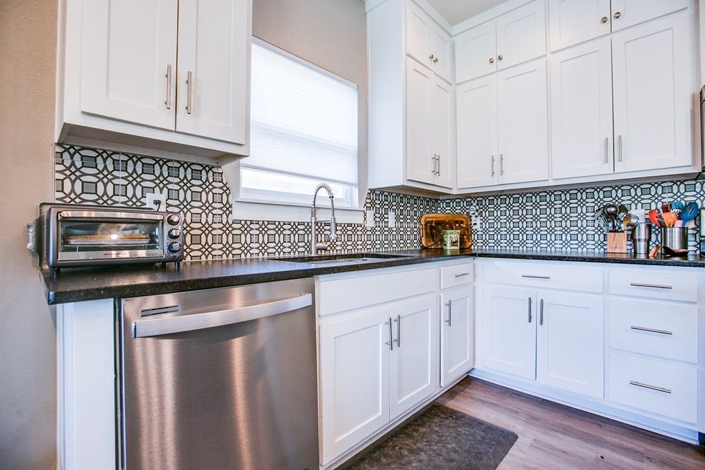 Image 9 of property listing at 11176 Houston Street, Carlsbad, TX 76934