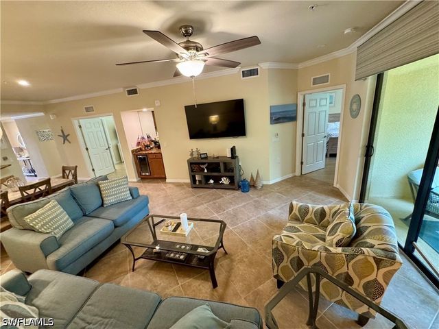 13761 Julias WAY 311, Fort Myers, FL 33919