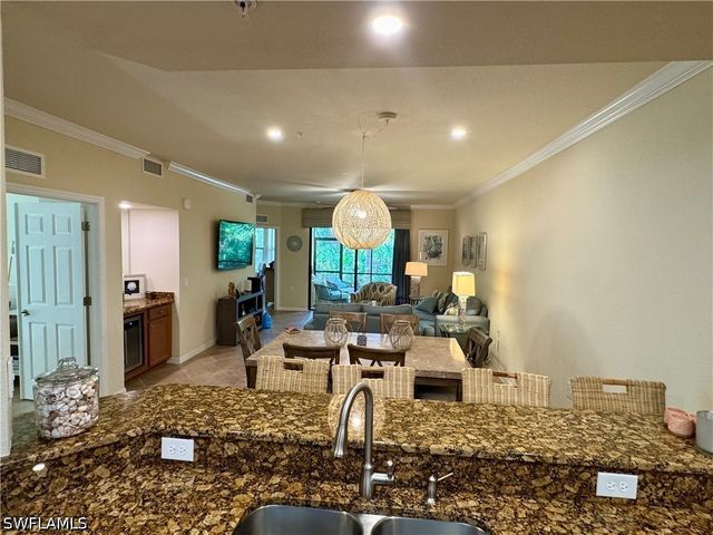 13761 Julias WAY 311, Fort Myers, FL 33919