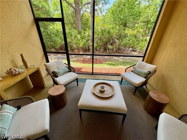 13761 Julias WAY 311, Fort Myers, FL 33919