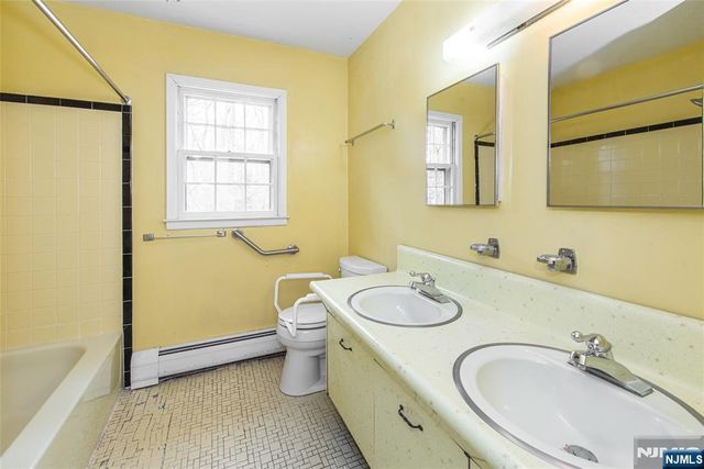 11 Summit Avenue, Montvale, NJ 07645