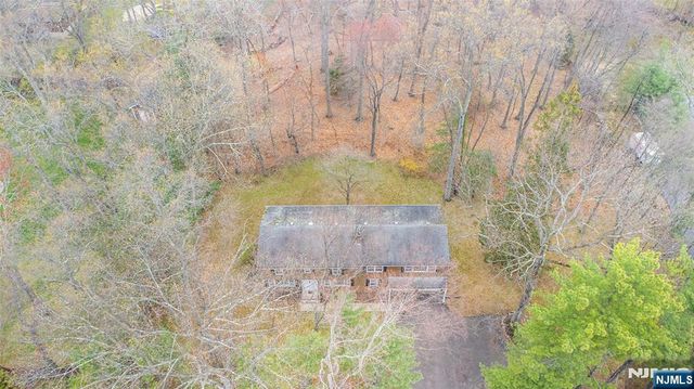 11 Summit Avenue, Montvale, NJ 07645