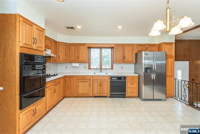 11 Summit Avenue, Montvale, NJ 07645