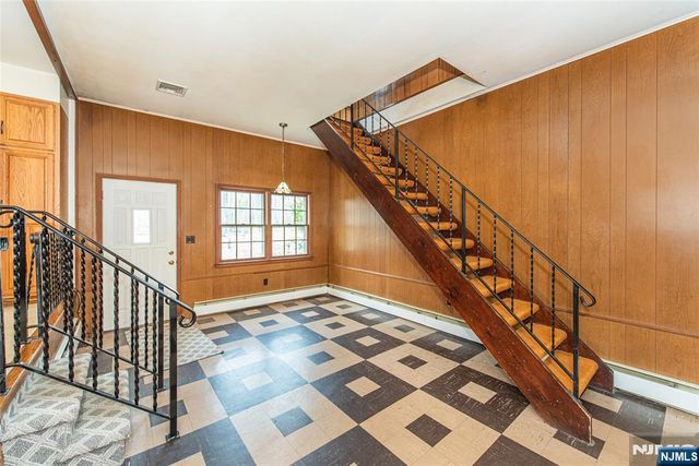 11 Summit Avenue, Montvale, NJ 07645