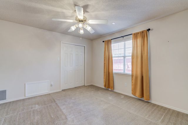 5914 88th Place, Lubbock, TX 79424