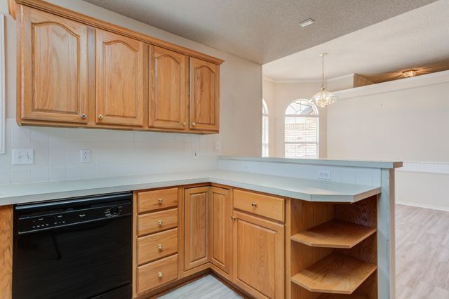 5914 88th Place, Lubbock, TX 79424