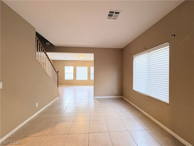 5014 Golden Antelope Way, Las Vegas, NV 89139