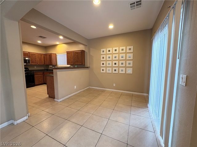 5014 Golden Antelope Way, Las Vegas, NV 89139
