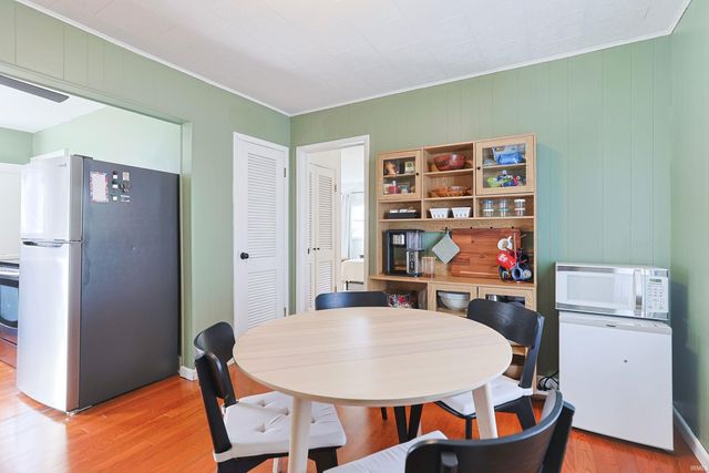 239 E Edgar Avenue, Mishawaka, IN 46545