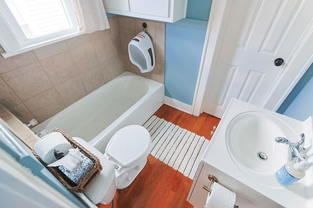 239 E Edgar Avenue, Mishawaka, IN 46545