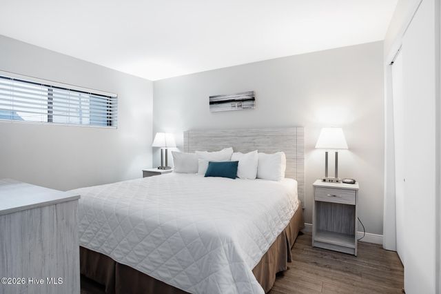 711 S Lumina Avenue 103, Wrightsville Beach, NC 28480