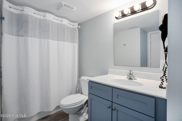 711 S Lumina Avenue 103, Wrightsville Beach, NC 28480