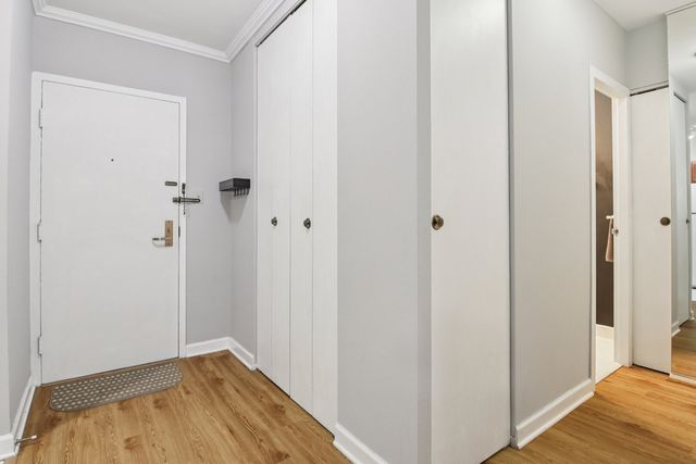 777 N Michigan Avenue 2906, Chicago, IL 60611