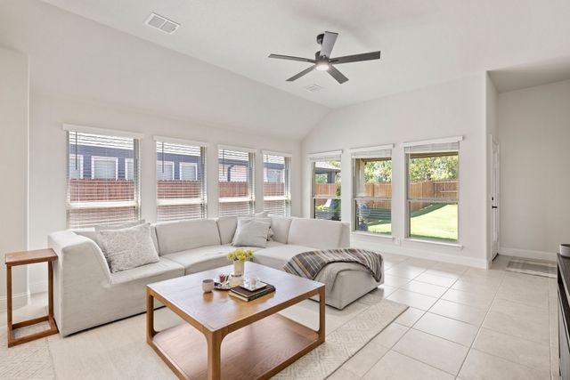 9105 Desert Flora Drive, Fort Worth, TX 76131