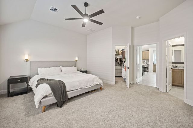 9105 Desert Flora Drive, Fort Worth, TX 76131