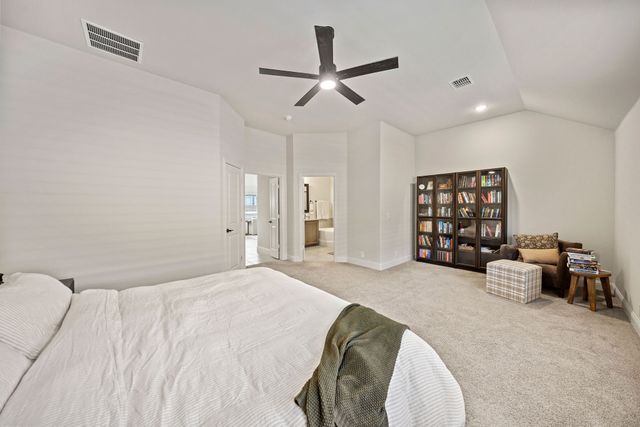 9105 Desert Flora Drive, Fort Worth, TX 76131