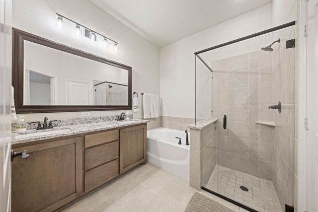 9105 Desert Flora Drive, Fort Worth, TX 76131