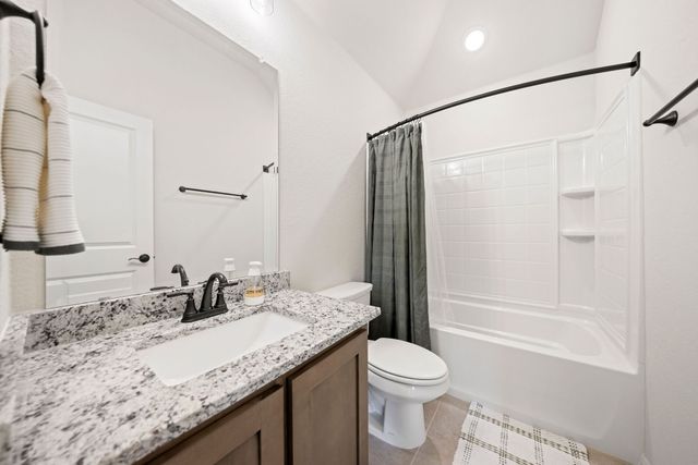 9105 Desert Flora Drive, Fort Worth, TX 76131